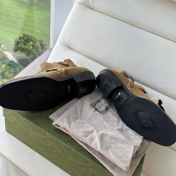 NEW GUCCI Tan Suede Chain-Link Ankle Boots Shoes Size 40 Cowboy Brown - Picture 6 of 10